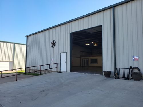 578 Aviator Dr, Fort Worth, TX, 76179-5434 | Card Image