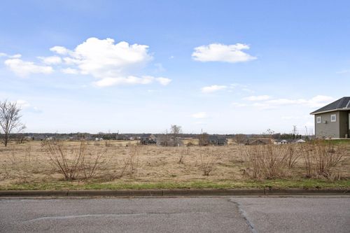 5932 Stadium Street, Saint Cloud, MN, 56304 | Card Image