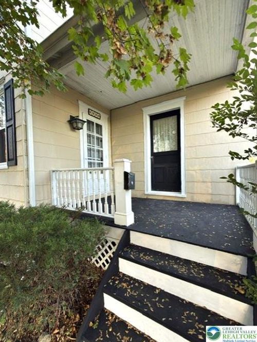 229 W Lafayette Street, EASTON, PA, 18042 | Card Image