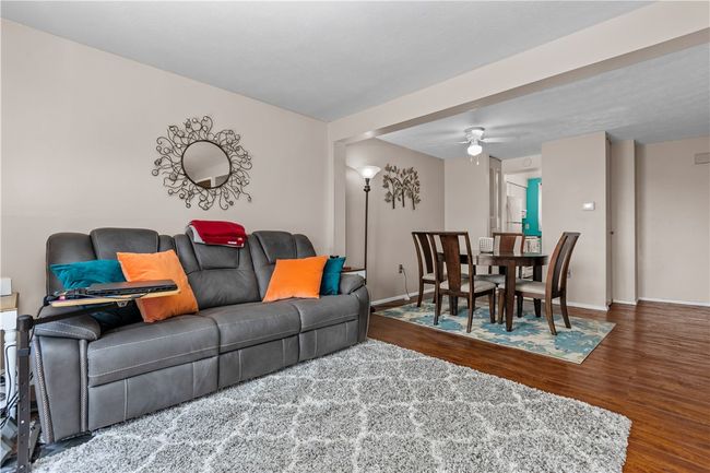 299 Holland Ct, Townhouse with 2 bedrooms, 2 bathrooms and 1 parking in Coraopolis PA | Image 15