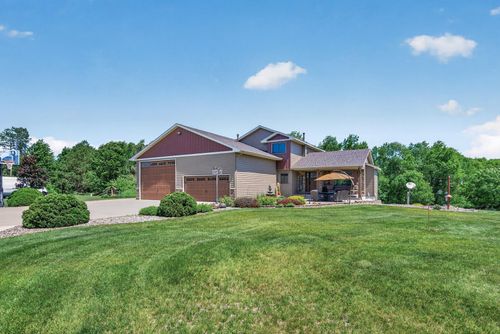 22617 Washington Ct Ne, Cedar, MN, 55011-4611 | Card Image