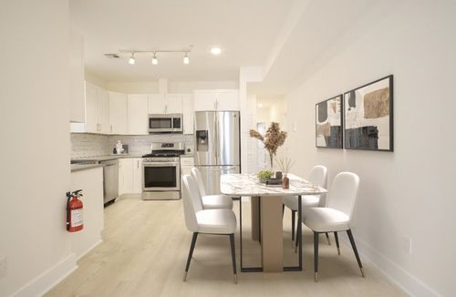 2-107 Laidlaw Ave, Jersey City, NJ, 07306-2105 | Card Image