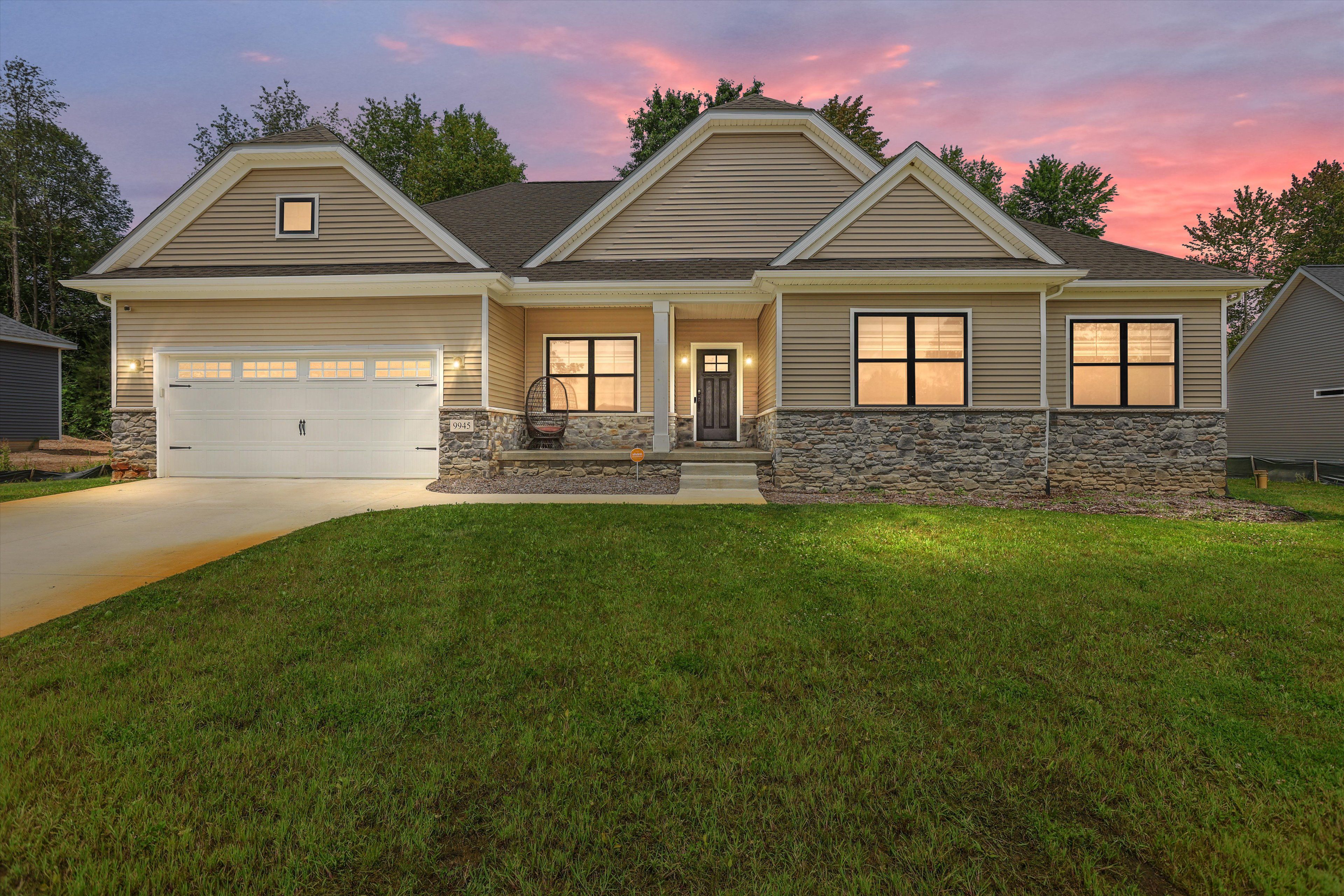 Havendale Dr, Brighton, MI 48114