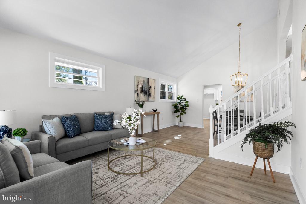 Residential in WOODBURY HEIGHTS 2