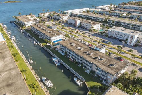 apt-310-131 Doolen Ct, North Palm Beach, FL, 33408-5635 | Card Image