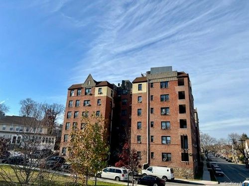 4o-590 E 3rd St, Mount Vernon, NY, 10553-1822 | Card Image