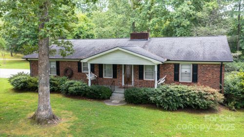 99 Holbert Mountain Rd, Zirconia, NC, 28790-5709 | Card Image