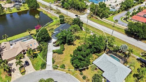 8021 Timber Lake Ln, SARASOTA, FL, 34243-3029 | Card Image