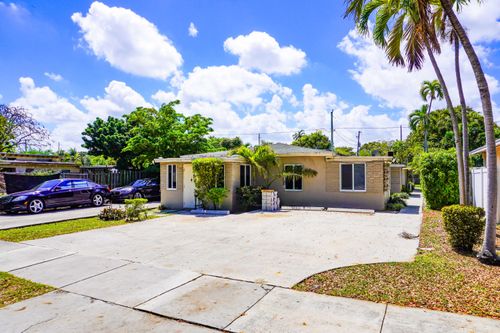 1314 S 20th Ave, Hollywood, FL, 33020-6338 | Card Image