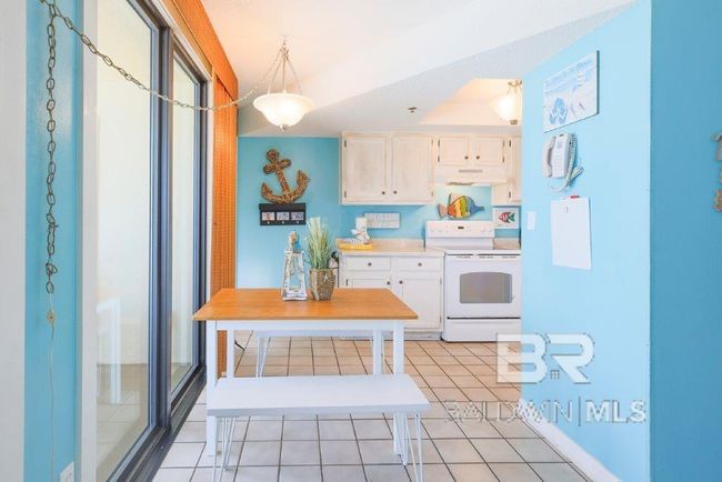 Kitchen | Image 7