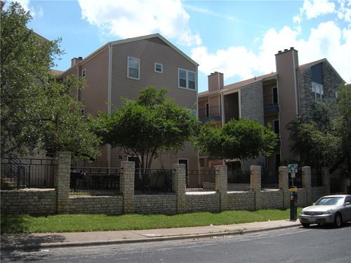 apt-305-2414 Longview St, Austin, TX, 78705-4232 | Card Image