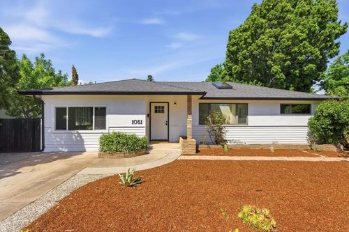 1051 Manhattan Ct, Sunnyvale, CA, 94087-1749 | Card Image