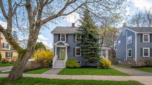 135 Essex St, Beverly, MA, 01915-3635 | Card Image