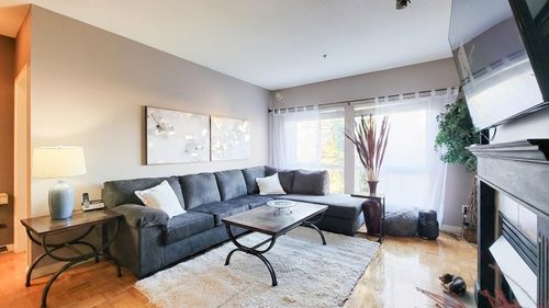 202-19091 Mcmyn Rd, Pitt Meadows, BC, V3Y2S8 | Card Image