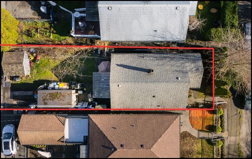 3617 Adanac St, Vancouver, BC, V5K2P7 | Card Image