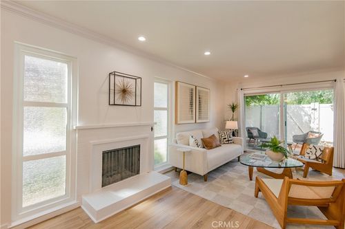 28515 Conejo View Dr, Agoura Hills, CA, 91301-3315 | Card Image