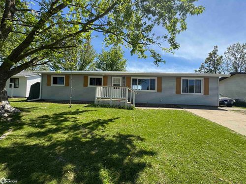 2808 Eastridge Dr, Centerville, IA, 52544-3610 | Card Image