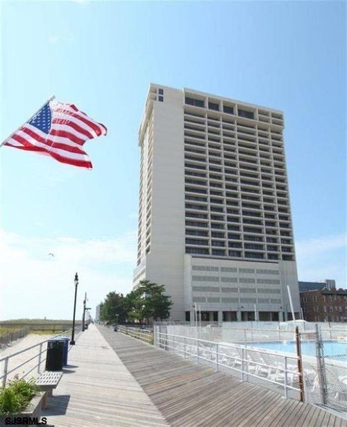 1007-3851 Boardwalk, ATLANTIC CITY, NJ, 08401-6025 | Card Image