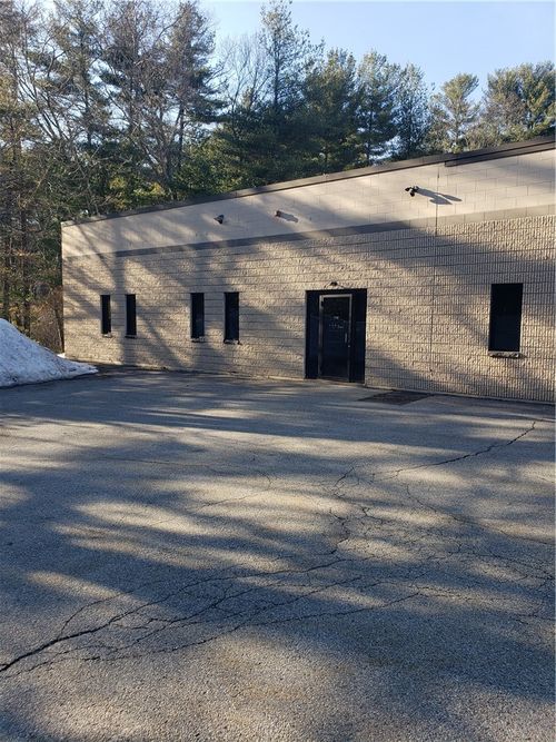 m-37 Lark Industrial Parkway, Smithfield, RI, 02828 | Card Image
