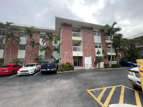 203b-2424 Se 17th Causeway, Fort Lauderdale, FL, 33316 | Card Image