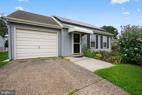 27 Chelsea Pl, Southampton, NJ, 08088-1141 | Card Image