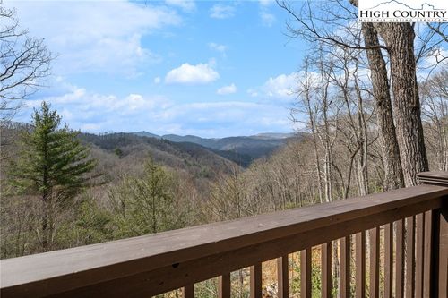 315 Lazy Bear Trl, Vilas, NC, 28692-8457 | Card Image