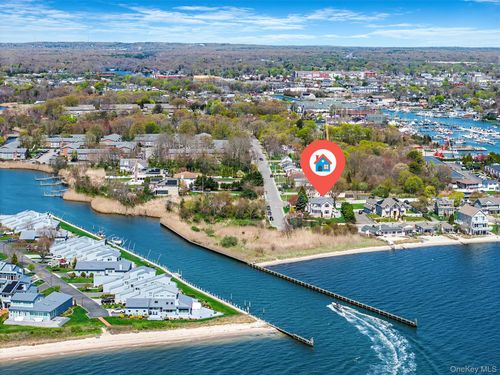 9 Sunset Ln, Patchogue, NY, 11772-3417 | Card Image