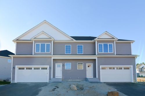 76-76 Pouts Ln, Uxbridge, MA, 01569-2182 | Card Image