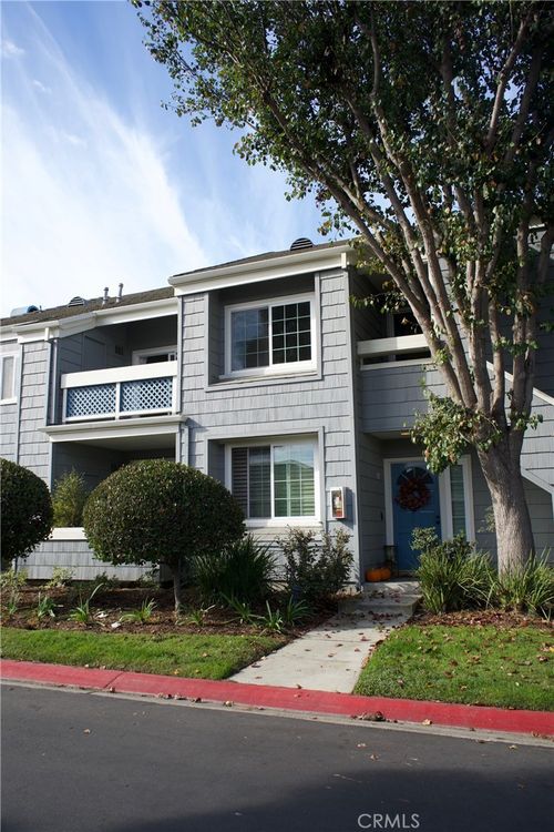 unit-206-7311 Coho Dr, Huntington Beach, CA, 92648-2470 | Card Image