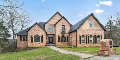 14 Holcombe Ln, Bella Vista, AR, 72714-4223 | Card Image