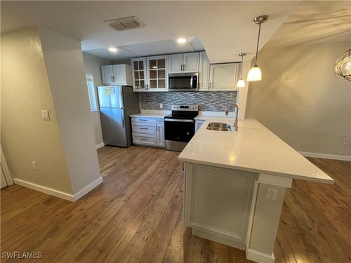 unit-6-2395 Naples Trace Cir, NAPLES, FL, 34109-7525 | Card Image