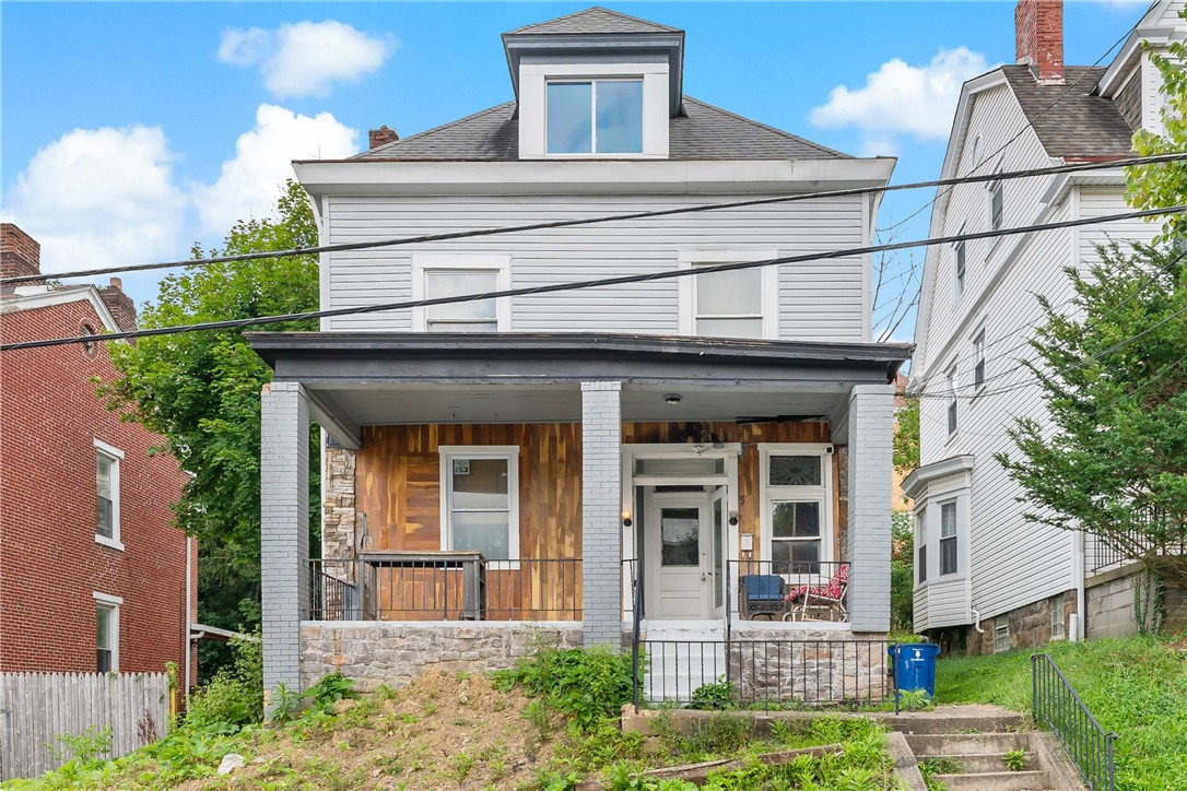 Residential Income in Mt Washington