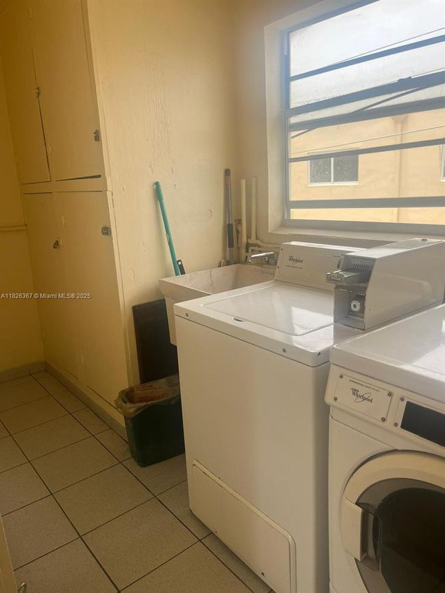 APT-206 - 1747 Rodman St, Condo with 2 bedrooms, 2 bathrooms and null parking in Hollywood FL | Image 12