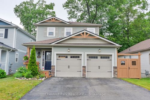 180 Pine St, Gravenhurst, ON, P1P1B1 | Card Image