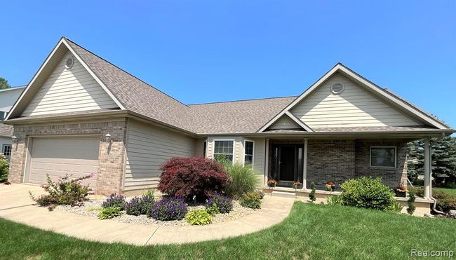 803 Ravenwood Court, House other with 3 bedrooms, 2 bathrooms and null parking in Mason MI | Image 1