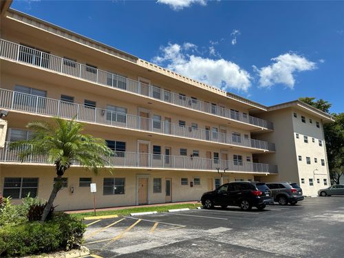 apt-312-4191 Nw 41st St, Lauderdale Lakes, FL, 33319-4801 | Card Image