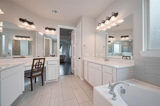 11810 White Flint Ln, House other with 6 bedrooms, 4 bathrooms and 2 parking in Cypress TX | Image 40