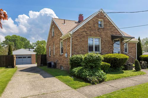 339 E 38th Street, Erie, PA, 16504 | Card Image