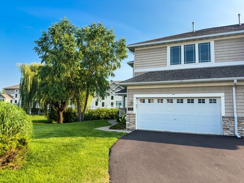 5080 Yuma Ln N, Plymouth, MN, 55446-2014 | Card Image