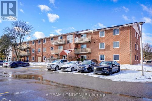 303-1586 Ernest Ave, London, ON, N6E1Y1 | Card Image