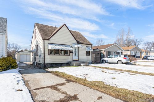 28441 Jahns Dr, Roseville, MI, 48066-4823 | Card Image