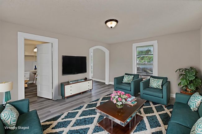 2nd Living quarters with full bath & Kitchen above the garage | Image 7