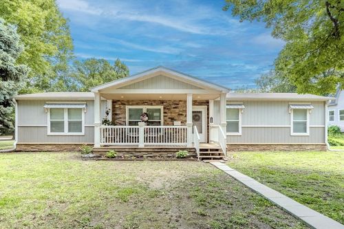 1306 Loomis St, Winfield, KS, 67156-4314 | Card Image