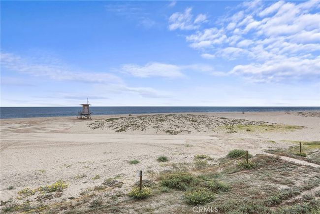 2148 E Oceanfront, House other with 5 bedrooms, 5 bathrooms and 3 parking in Newport Beach CA | Image 40