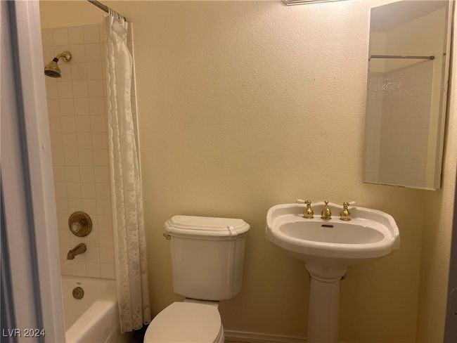 3927 Deer Haven Ct, House other with 3 bedrooms, 2 bathrooms and null parking in Las Vegas NV | Image 12