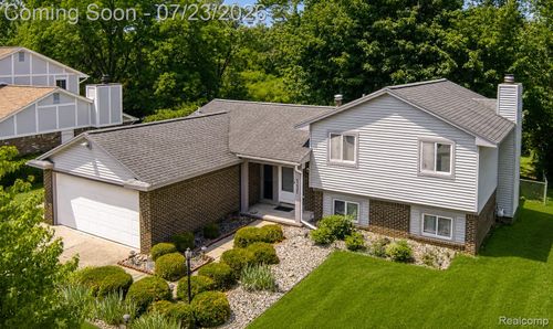 5235 Timber Ridge Trl, Clarkston, MI, 48346-3856 | Card Image