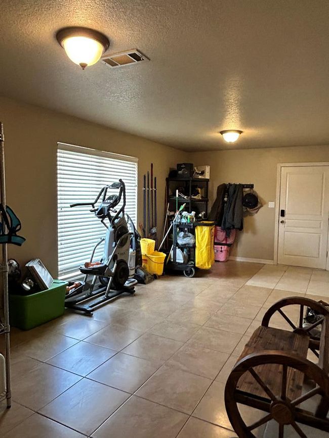 390 Hackberry Dr, House other with 5 bedrooms, 5 bathrooms and 3 parking in Andrews TX | Image 58