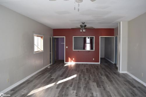 1305 Avenue D, Fort Madison, IA, 52627-2624 | Card Image