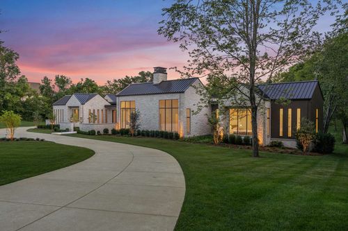 6315 E Valley Rd, Nashville, TN, 37205-3507 | Card Image