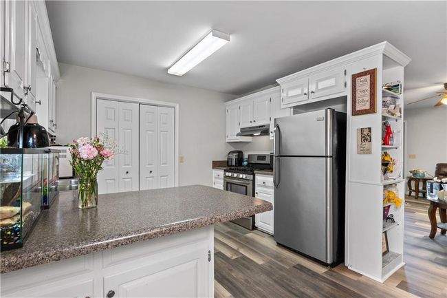 6041 Cobb St, House other with 3 bedrooms, 2 bathrooms and 4 parking in Lula GA | Image 13